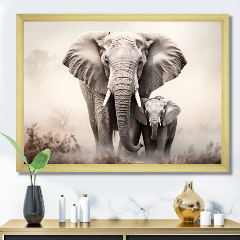 «Black and White Elephant Embrace Of Force II», reproduction sur toile, H 24 po x l 32 po x P 1 po, Encadrement doré