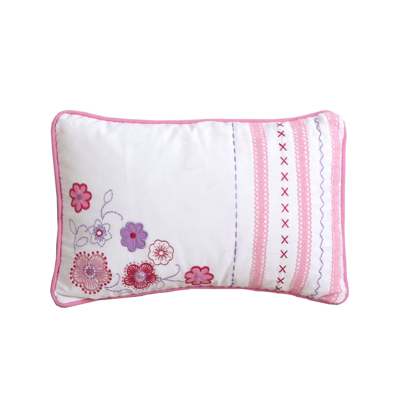 Alston Quilt Set, Twin Quilt + 1 Sham + 3 Pillows