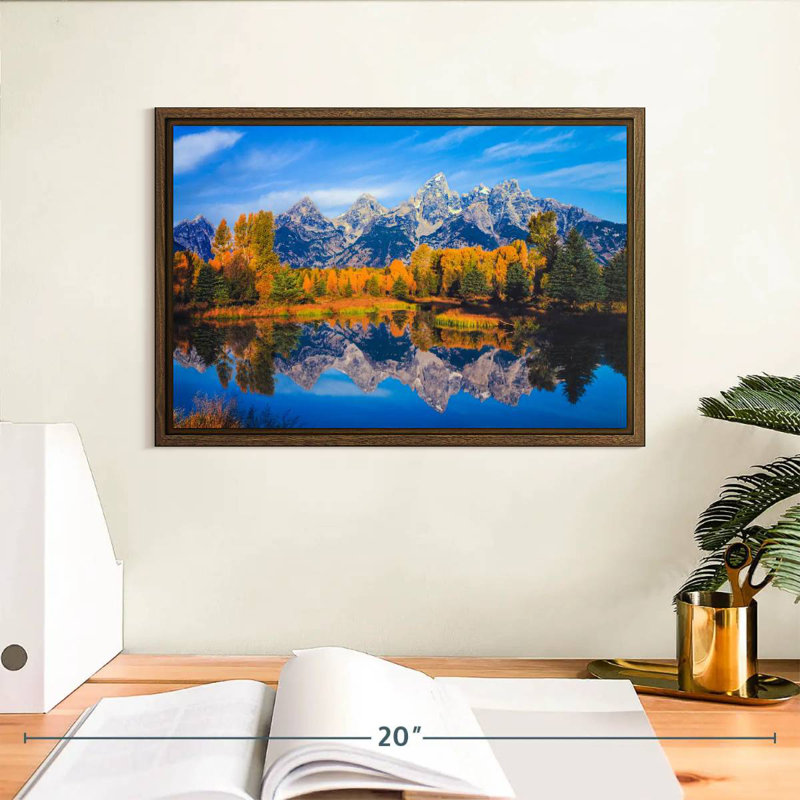 Feuillage doré Grand Teton, 13 po x 9 po, Cadre flottant en noyer