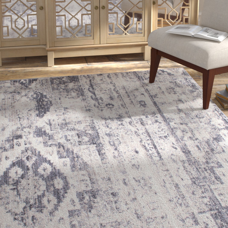 Leanora Geometric Indoor Rug