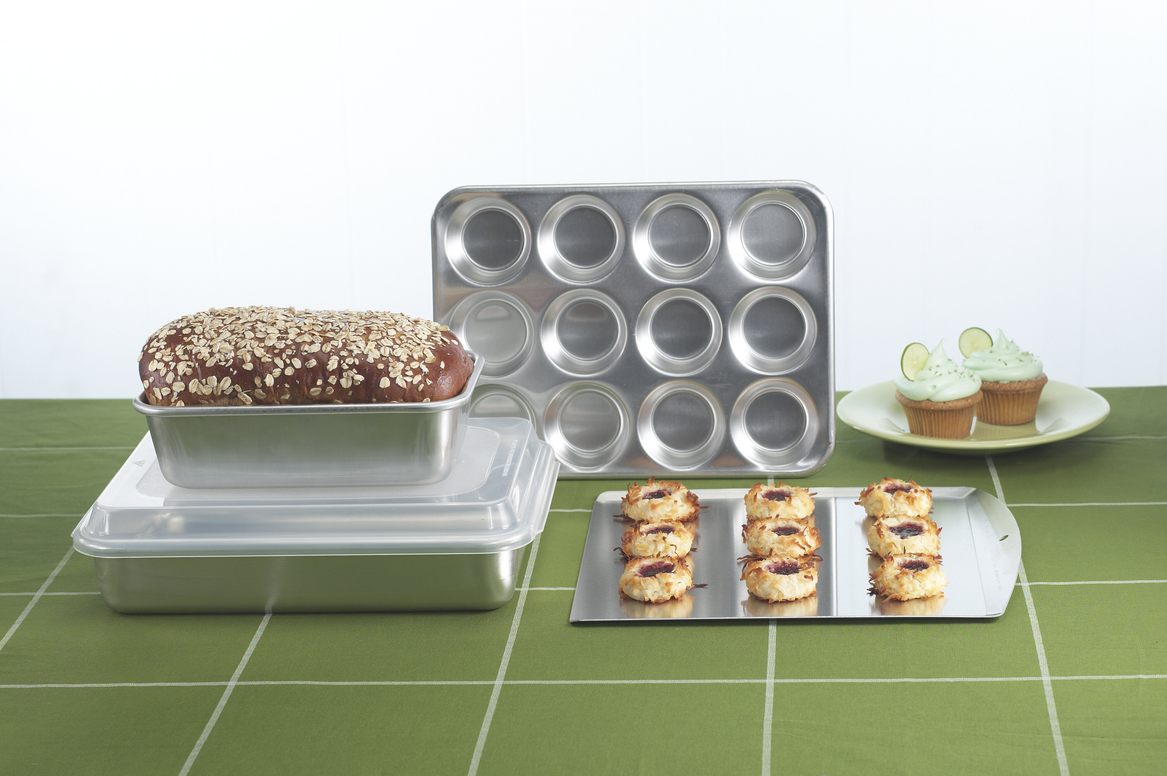 Nordic Ware 5 Piece Bakeware Set & Reviews