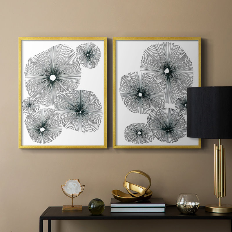 «Bloom Spiral I», reproduction encadrée de qualité supérieure - prête à être accrochée - aucun clou requis - aucun clou requis