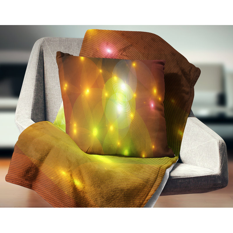 Fractal Lights in Fog - coussin imprimé abstrait, 18 po x 18 po, Or, Coussin décoratif