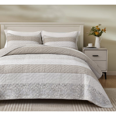Robyn Cotton Patchwork Reversible Quilt Set