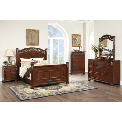 Cherry Finish Luxurious Rich Wood Tone Queen Size Bed Unique Posts HB FB Traditional Style Bedroom Furniture 1pc