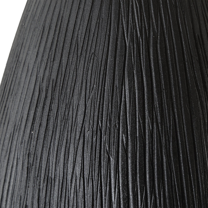 Hults Black Table Lamp