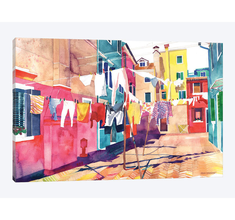«Laundry In Venice» par Maja Wronska, impression sur toile, H 18 po x l 26 po x P 1,5 po