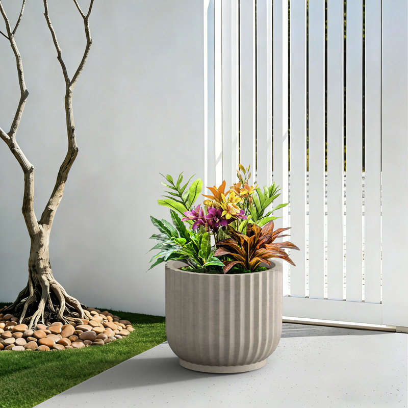 Pot à fleurs 14 po en pierre gris moyen (intérieur amélioré), H 11,81 po x l 13,98 po x P 17,13 po, Gris Pierre