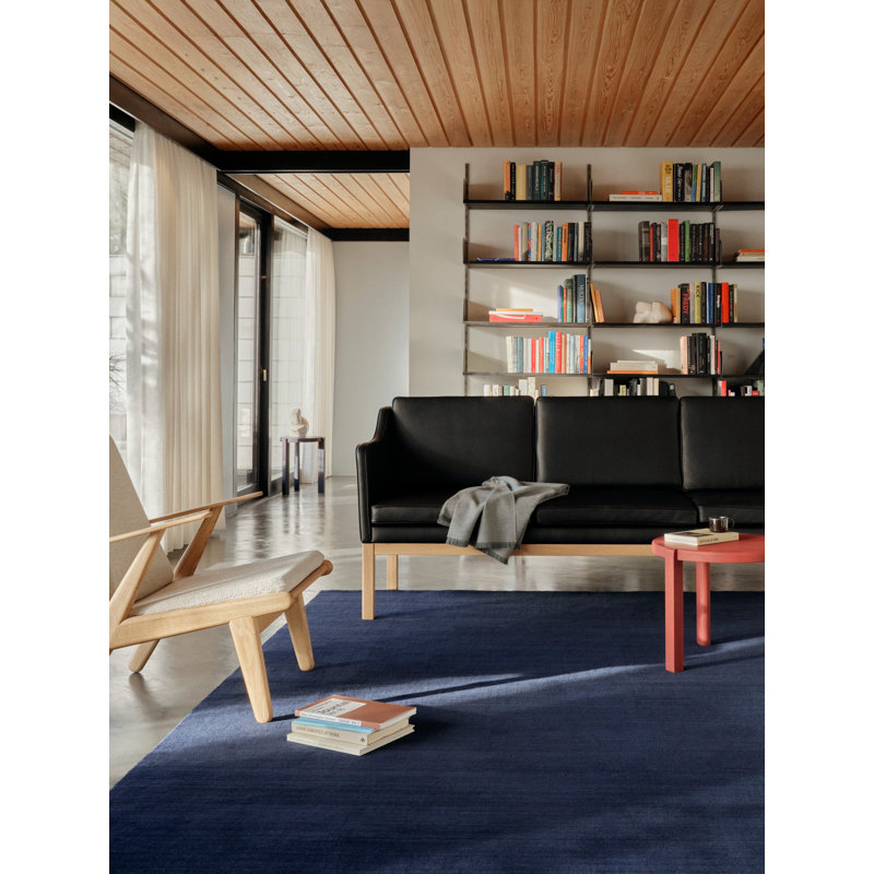 MK 46 Sofa, Black