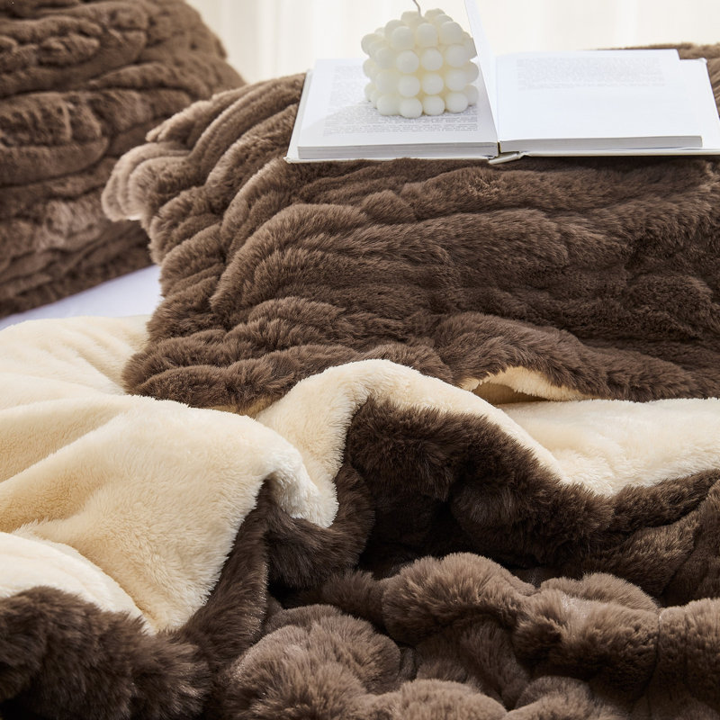 Yule Log Chunky Bunny - Coma Inducer Oversized Comforter Set - Chestnut, Queen Comforter + 2 Standard Shams