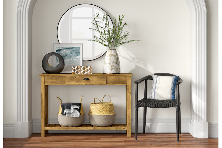 3 Tips For Styling an Entryway Table