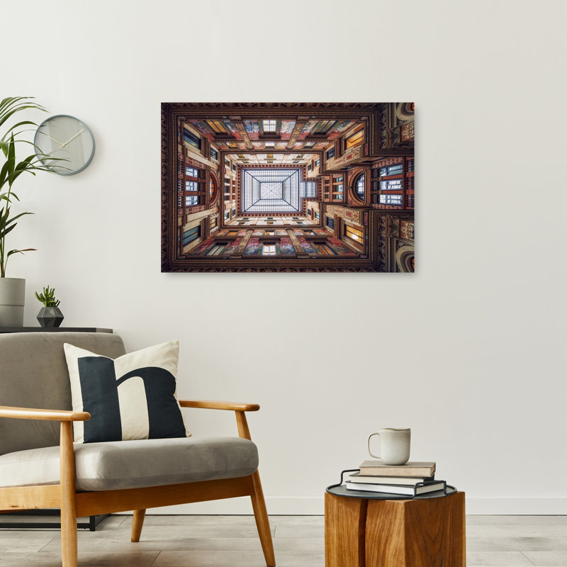 Impression d'art mural représentant un atrium italien orné, une architecture classique et élégante de style vintage.