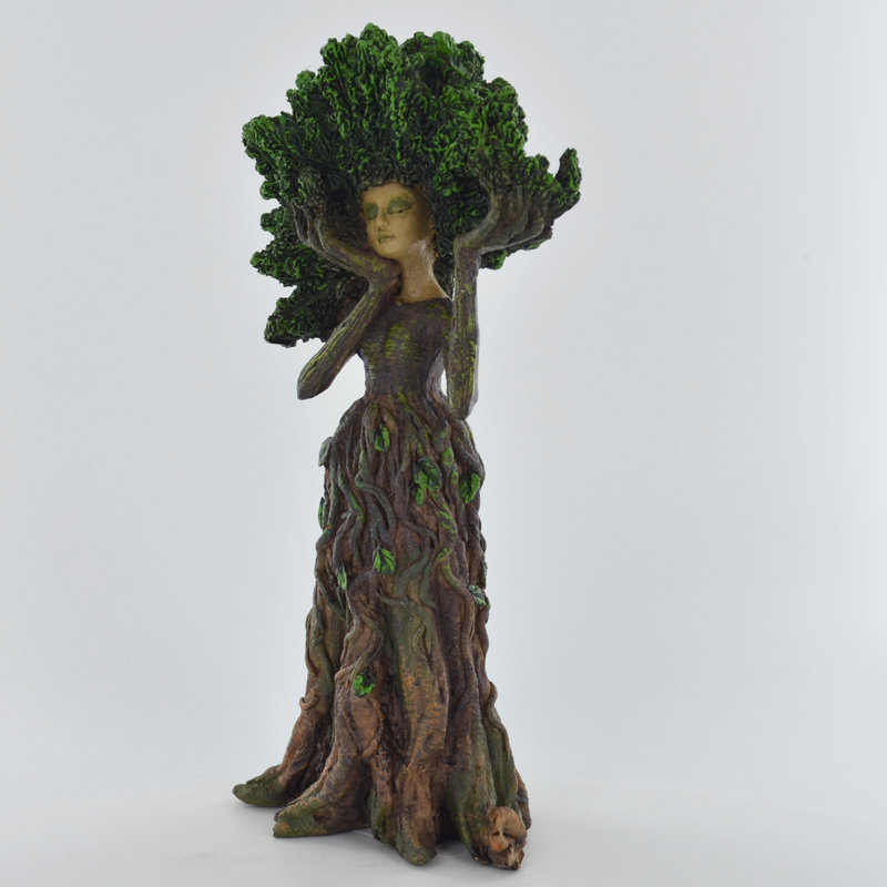 Lassen Figurines & Sculptures