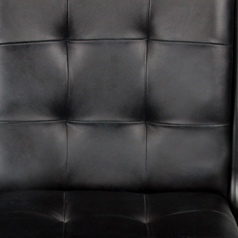 Chaise d'appoint capitonnée en cuir capitonnée noire