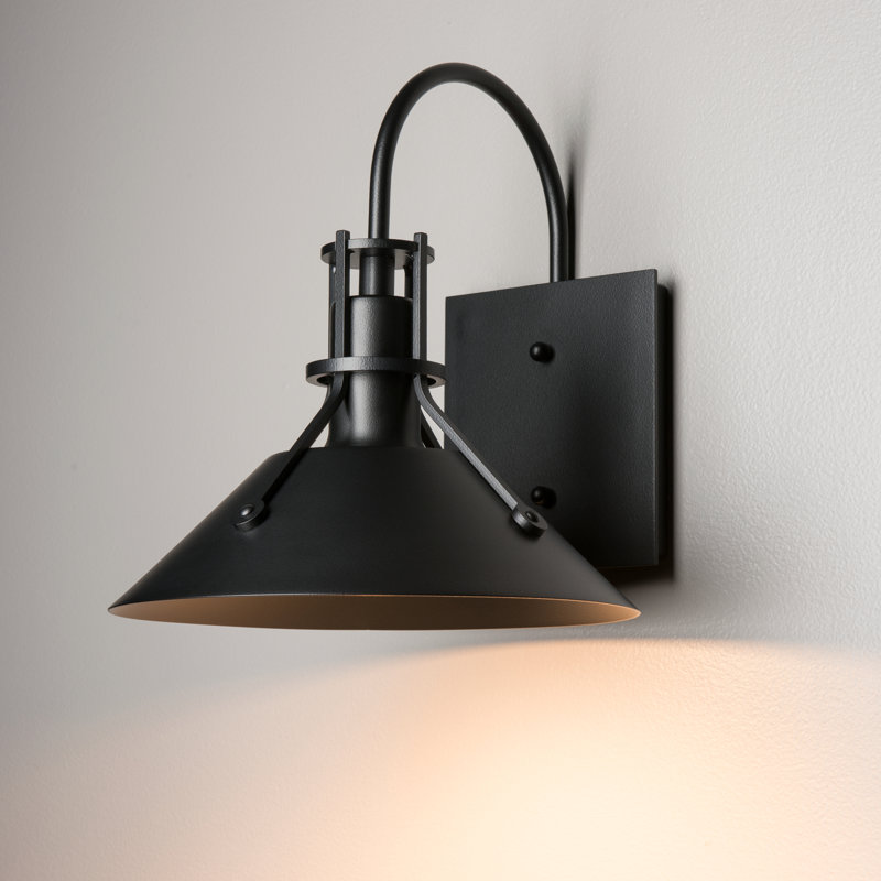 Henry 1 - Light Aluminum Outdoor Barn Light, Coastal Black, 10.5" H x 9.2" W x 10.4" D