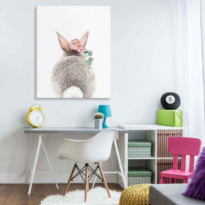 "Floral Bunny Tail Side" par Sissi et Seb, H 48 po x l 36 po