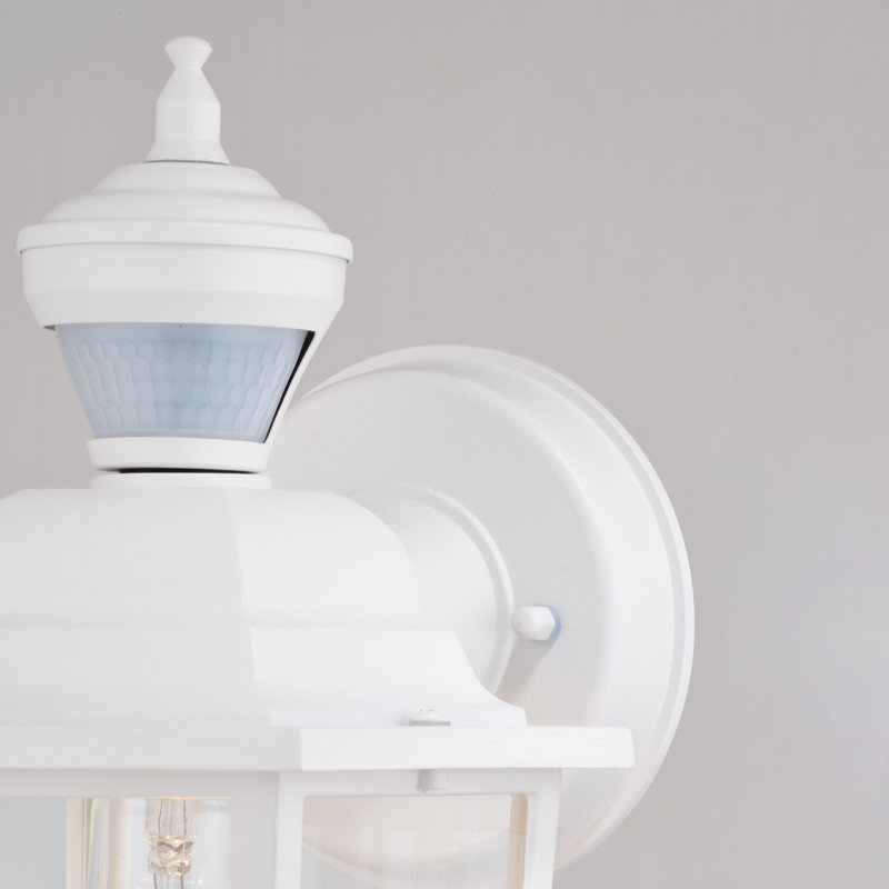 Desteny Aluminum Wall Light, White 