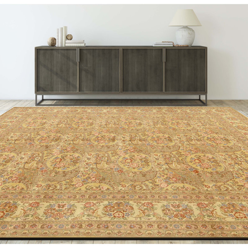 Tapis doré de haute qualité noué à la main