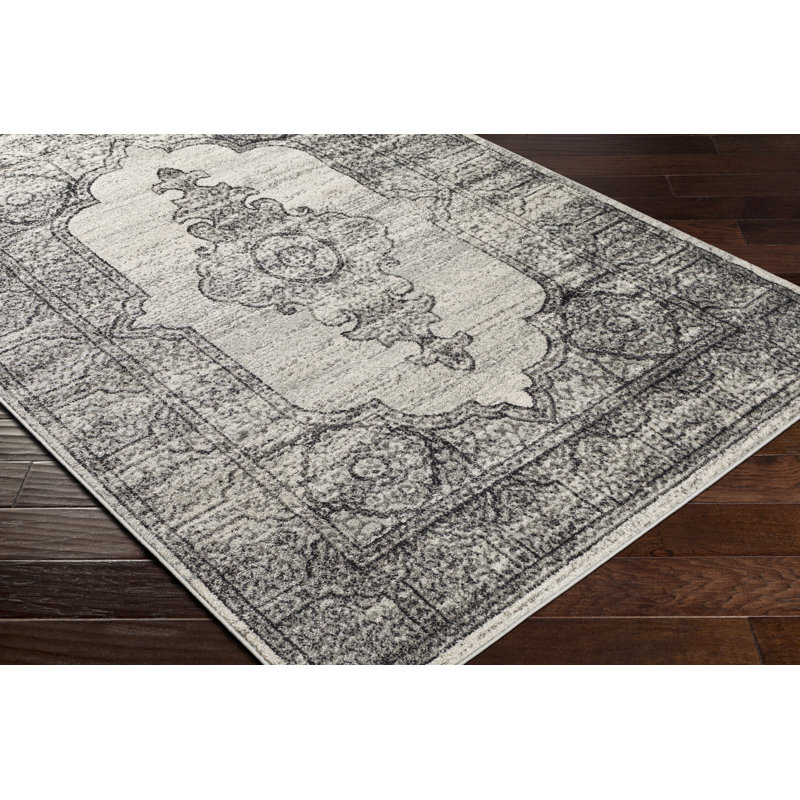 Oriental Indoor Rug, Rectangle 6'7" x 9'