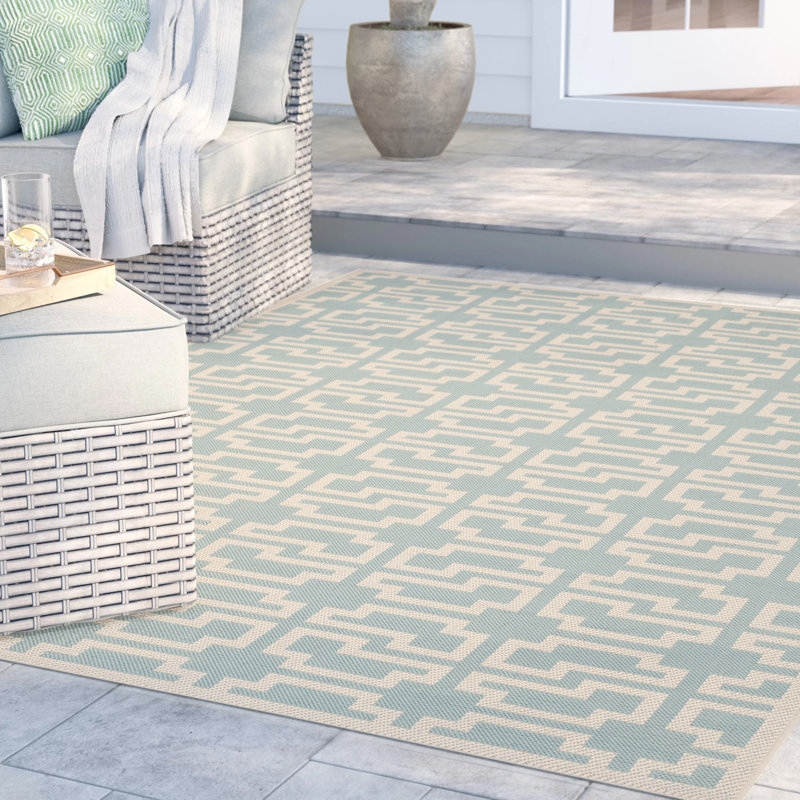 Arneshia Geometric/Beige Area Indoor/Outdoor Area Rug, Rectangle 5'3" x 7'7"