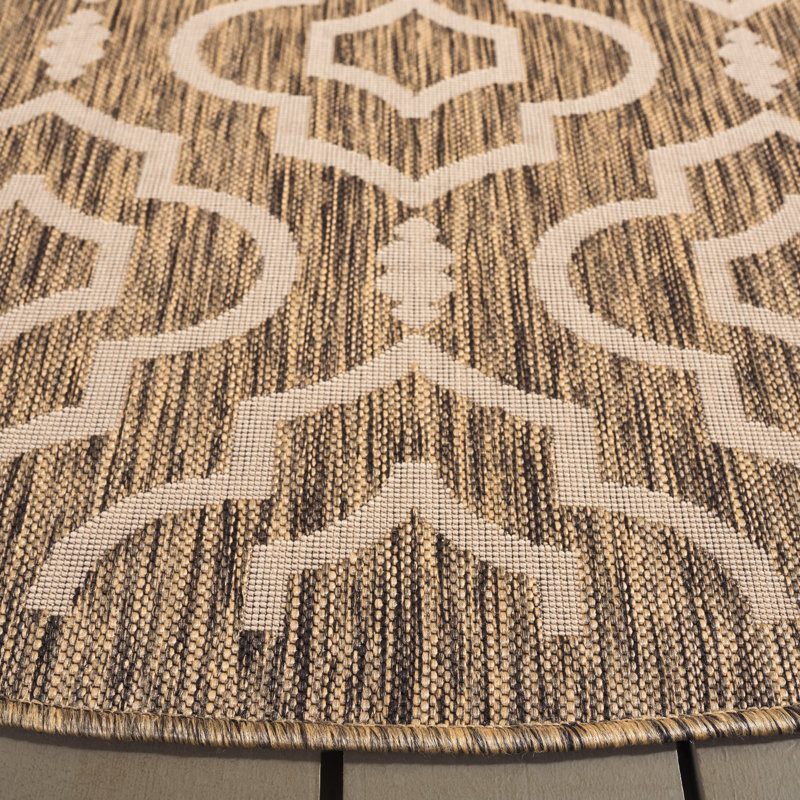 Herefordshire Performance Geometric Indoor/Outdoor Area Rug, Round 7'1