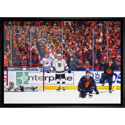 Célébration Connor McDavid sur toile encadrée 20 x 29