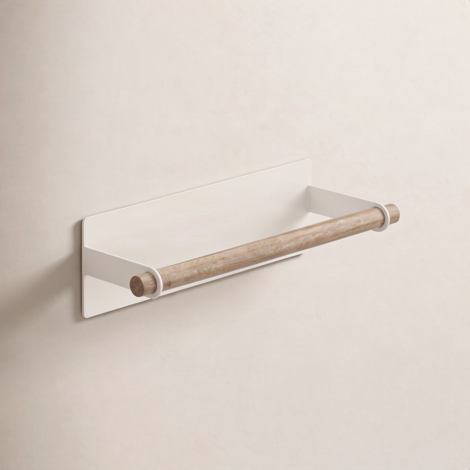 Tosca Magnetic Paper Towel Holder