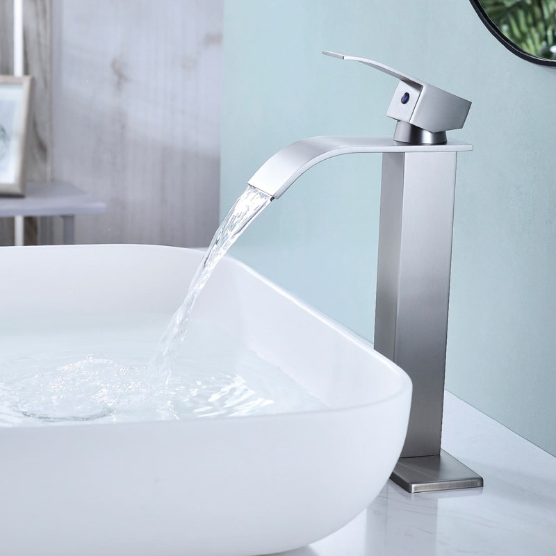 Single-handle Bathroom Faucet, Brushed Nickel