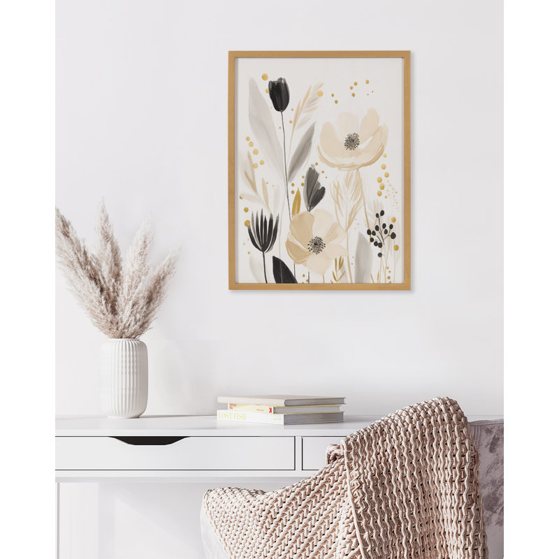 Adorable fleur murale, Cadre doré, H 12,65 po x l 16,65 po