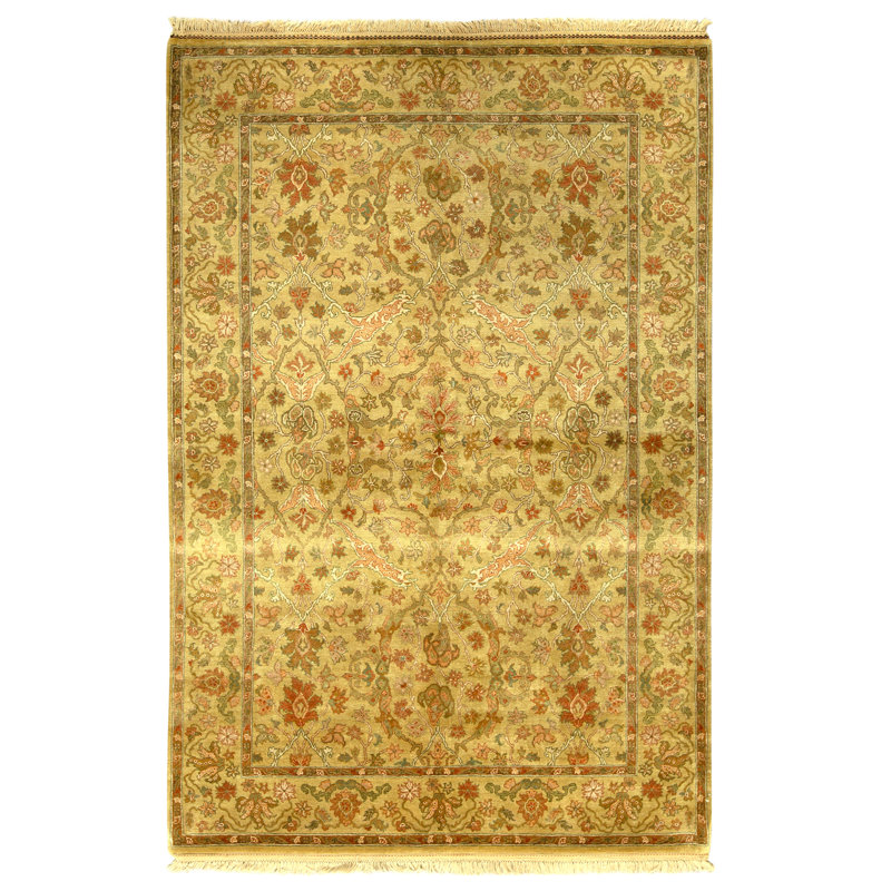 Hand Knotted Wool Oriental Area Rug in Gold