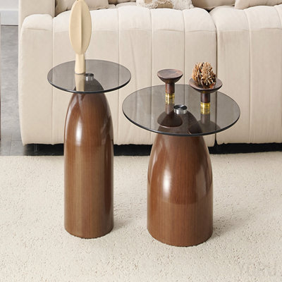 Ensemble de tables basses 2P Nesting - plateau en verre, peu encombrant - noyer