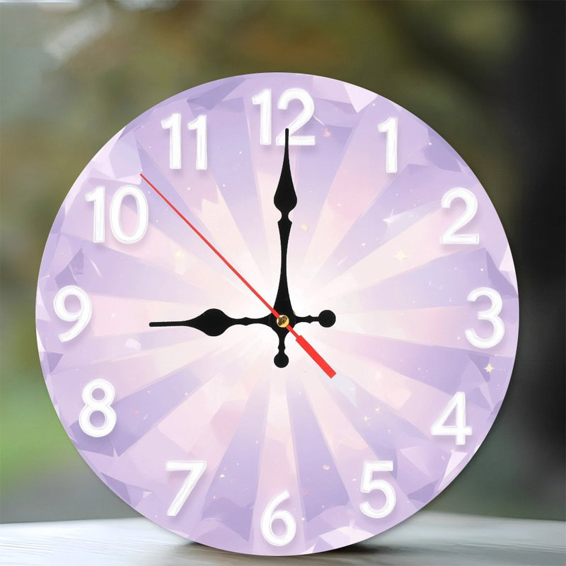 Horloge avec pierres précieuses