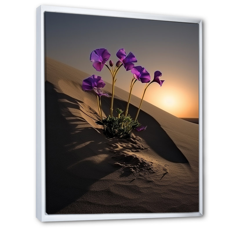 Violettes sur la plage sur toile, H 32 po x l 16 po x P 1 po, Cadre flottant blanc