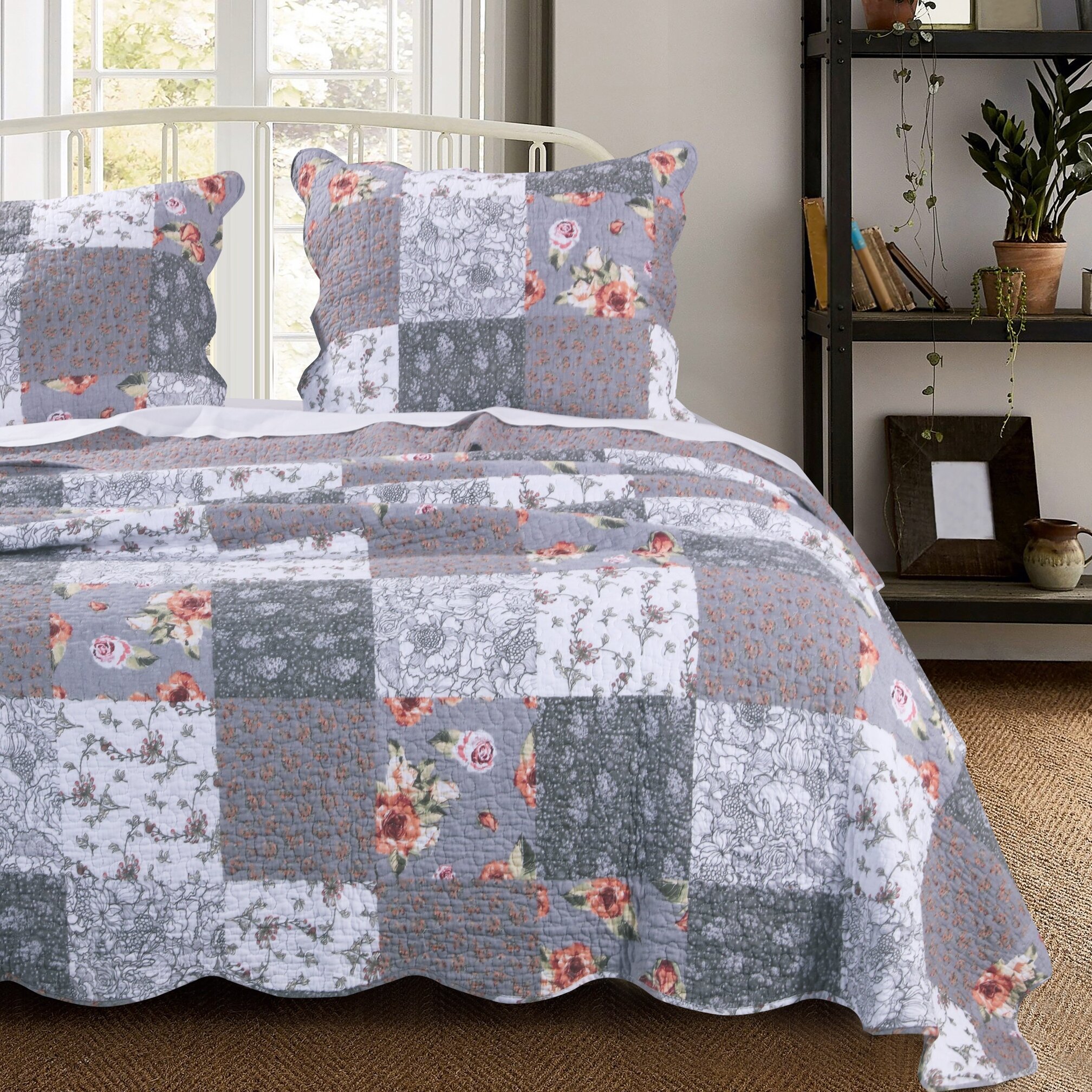 Laurel Foundry Modern Farmhouse Roepke Modern & Contemporary Cotton  Patchwork Quilt Set & Reviews