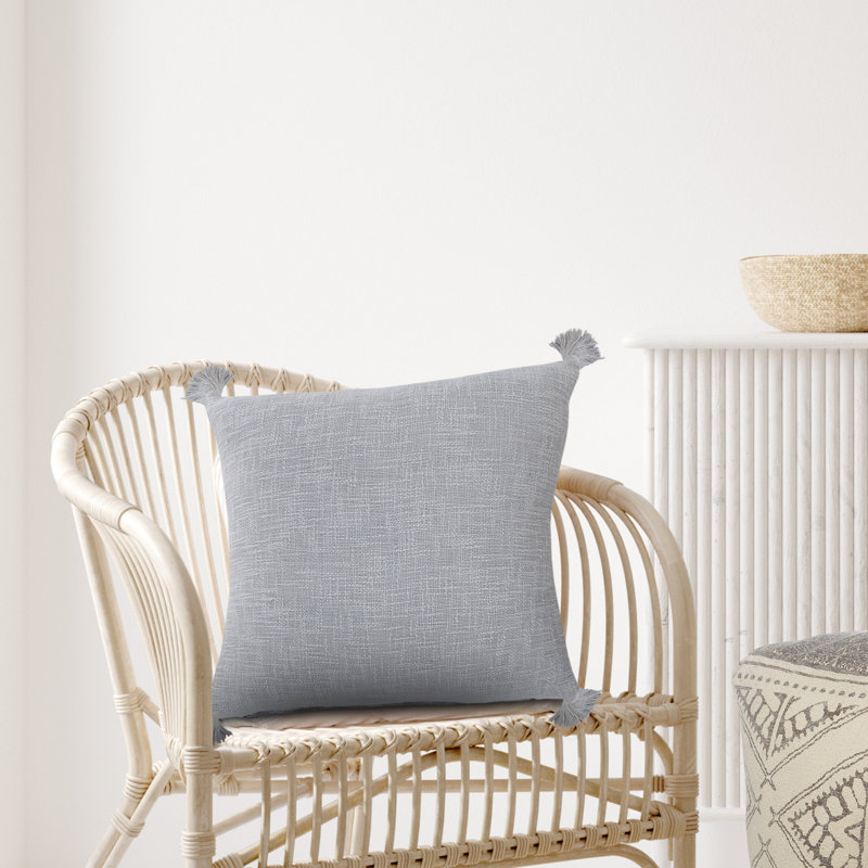 Housse de coussin décoratif couleur unie 100% coton faite à la main Everyday, Bleu doux, Polyester/ bourre en polyester