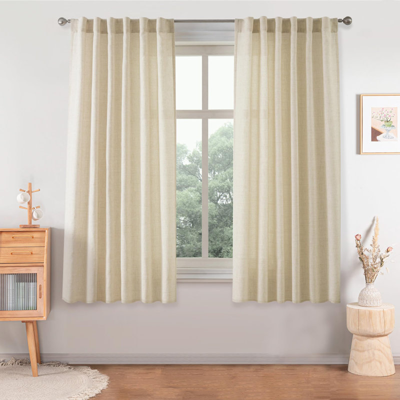Paire de rideaux semi-transparents avec passe-tringle Janie, L 52 po x L 63 po, Beige