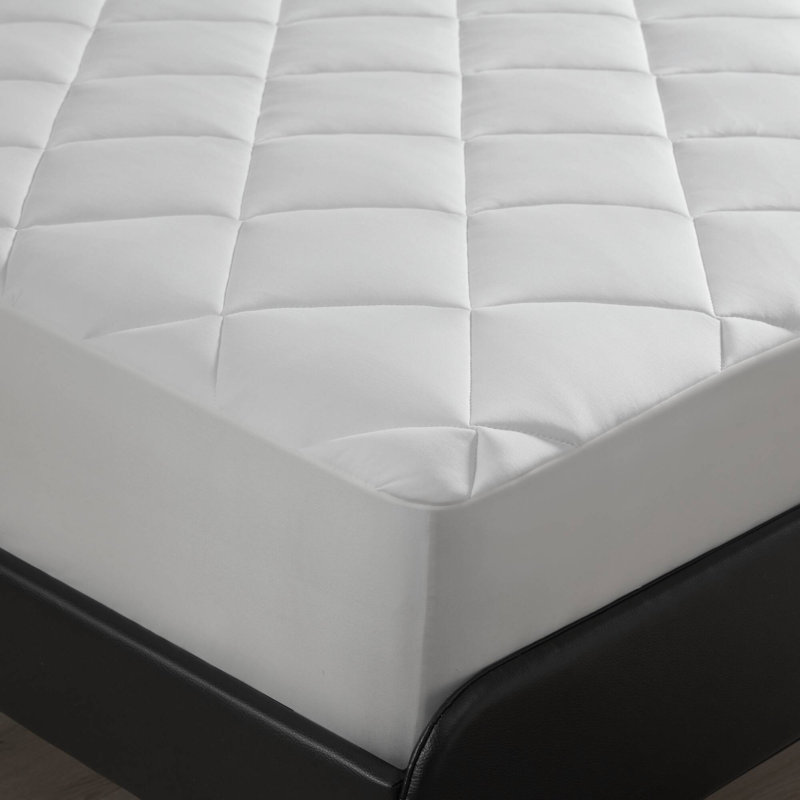 Queen White Cooling Touch Down Alternative Mattress Pad