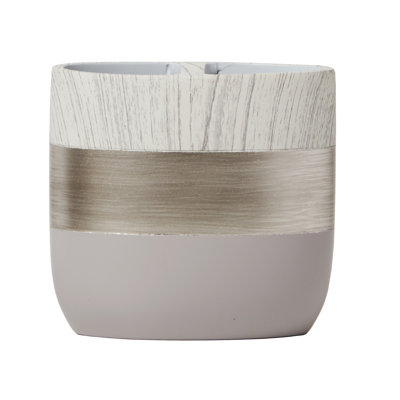 Geraghty Toothbrush Holder