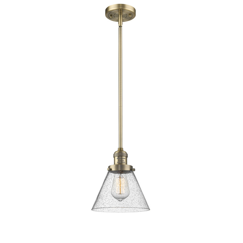 Luminaire suspendu conique à 1 lumière Emery, Laiton brossé, H 10 pi x l 8 po x P 8 po