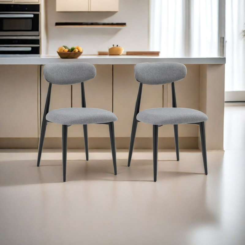 Chaise Ibe, Gris