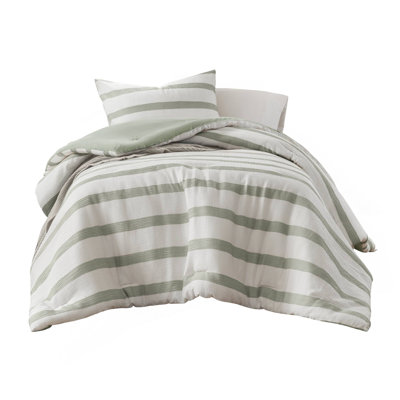 2-Piece Yarn-Dyed Striped Comforter