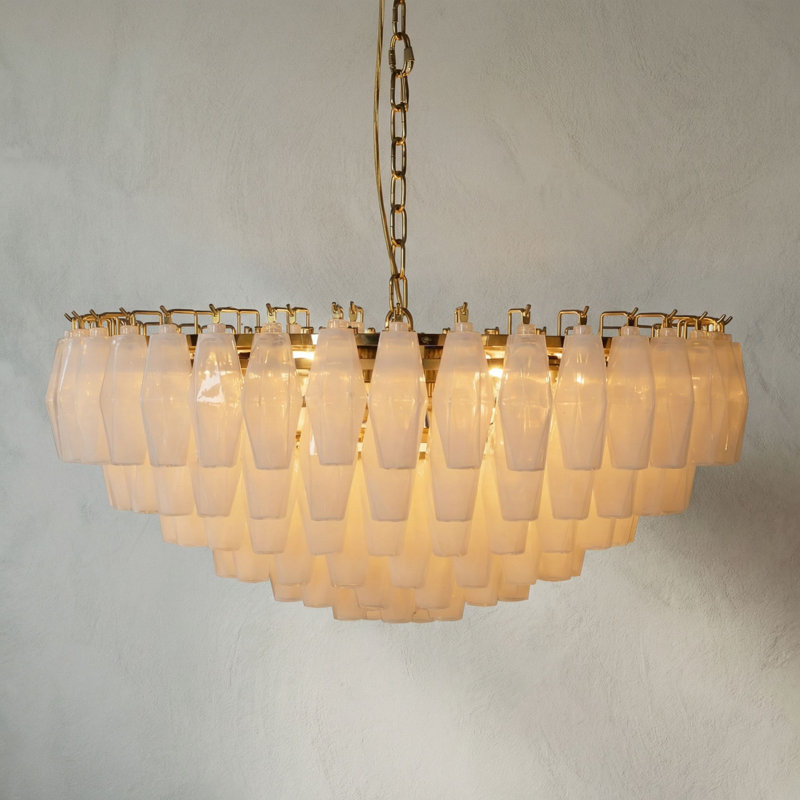 Lustre Ludmilla, 9 lumières, 4 étages, H 14 po x l 31 po x P 31 po