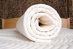 Surmatelas en duvet synthétique 2 po, Simple extra long
