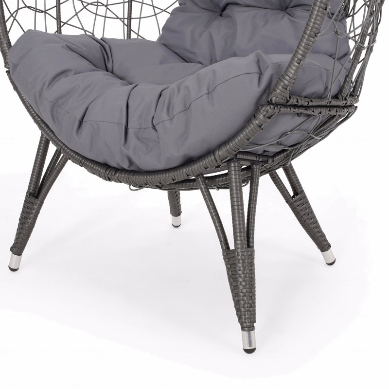 Chaise d'extérieur en forme de goutte de patio