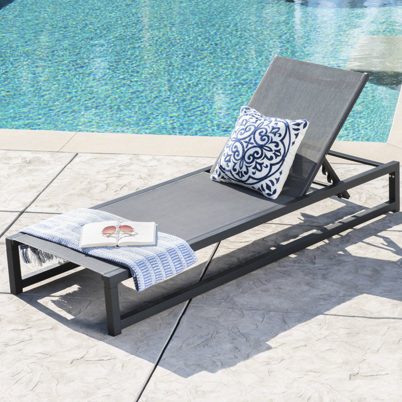 Chaise longue réglable pour les jardins - et confortable pour l'extérieur avec cadre et