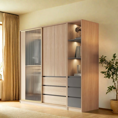 Light Luxury Senior Wardrobe