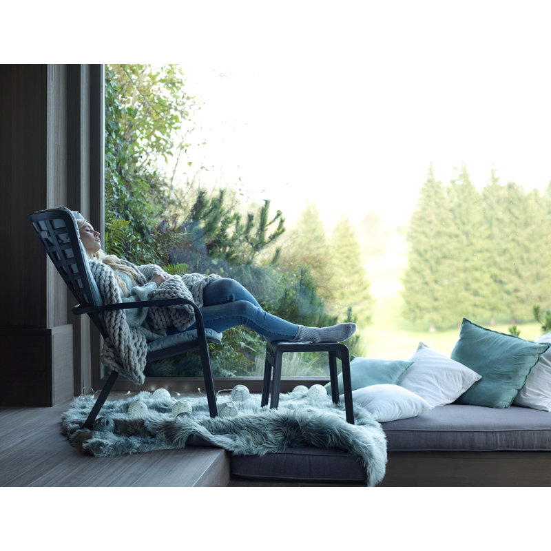 Folio Outdoor Lounge Chair, Tobacco