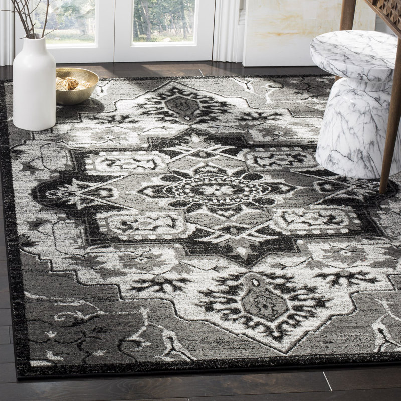 Lyniya Vintage Hamadan Performance Oriental Rug, Rectangle 5'3" x 7'6"
