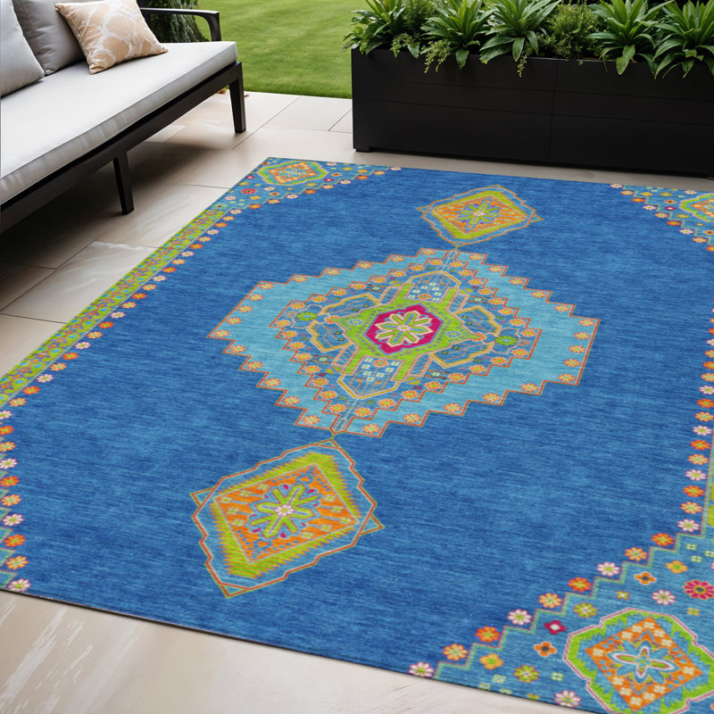 Tapis intérieur / extérieur oriental lavable bleu, rouge et vert 5 pi x 8 pi