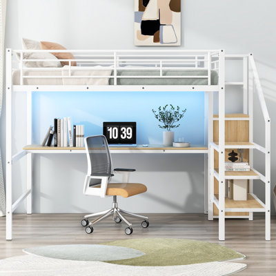 Lit mezzanine double en métal de couleur blanche avec bureau, escalier de rangement, petite armoire et DEL, fonctionnel et durable